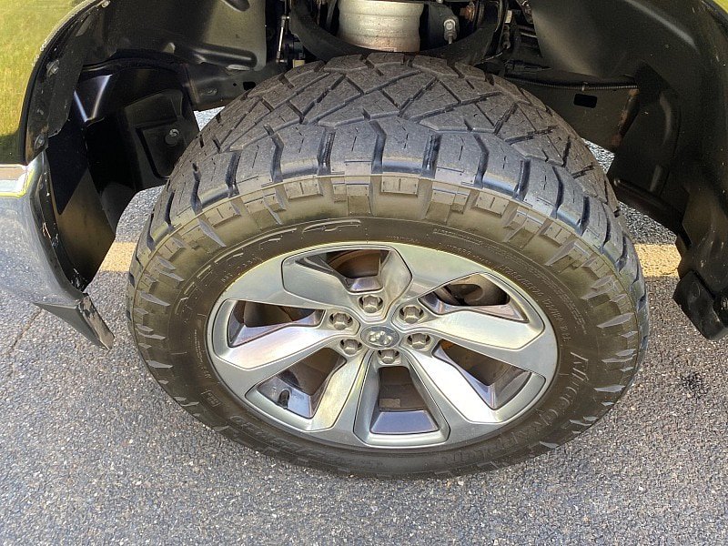 Used 2019 RAM 1500 Limited AWD/4WD image 17