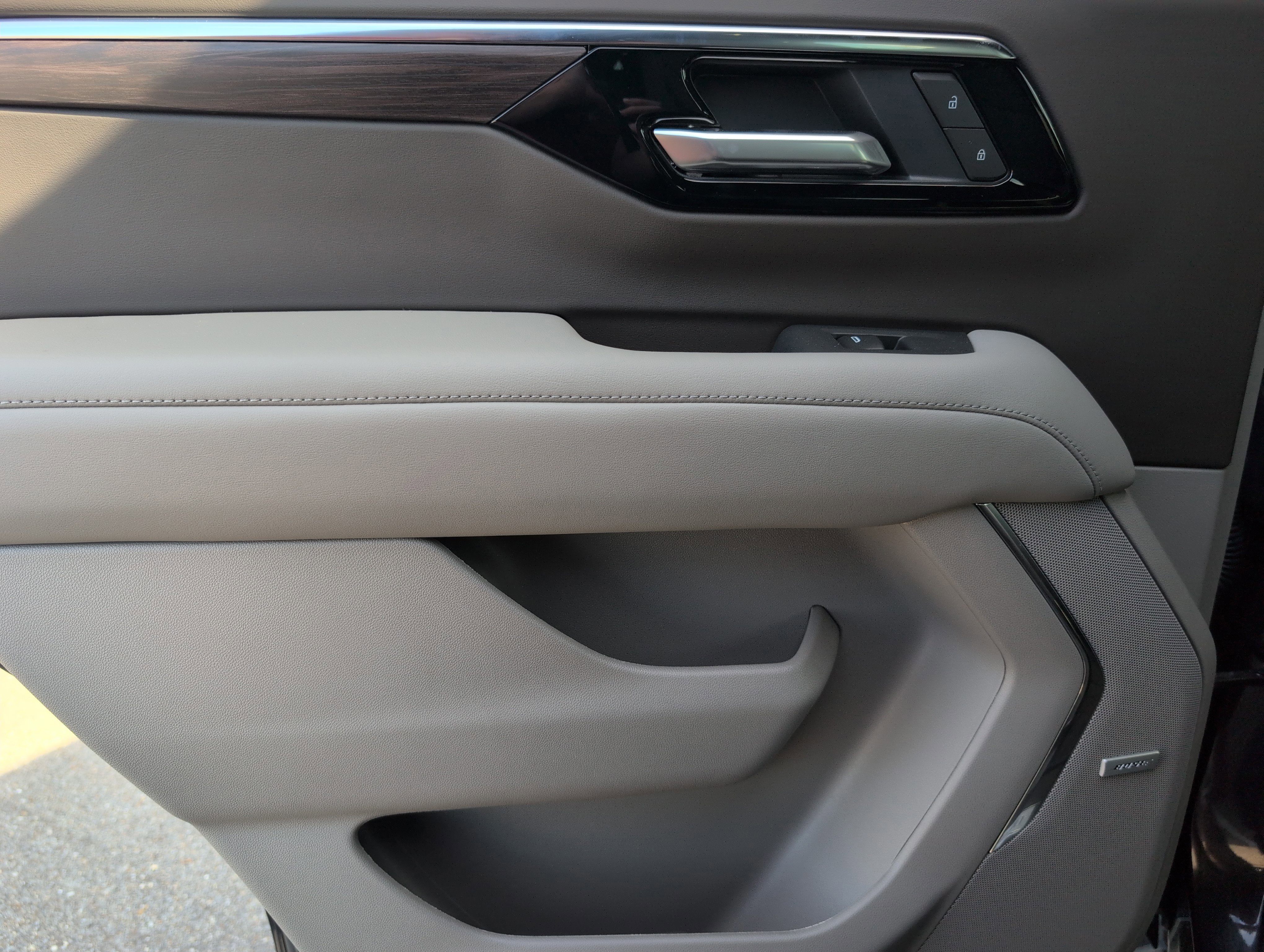 Certified 2026 Chevrolet Tahoe Z71 w/ Comfort Package image 35