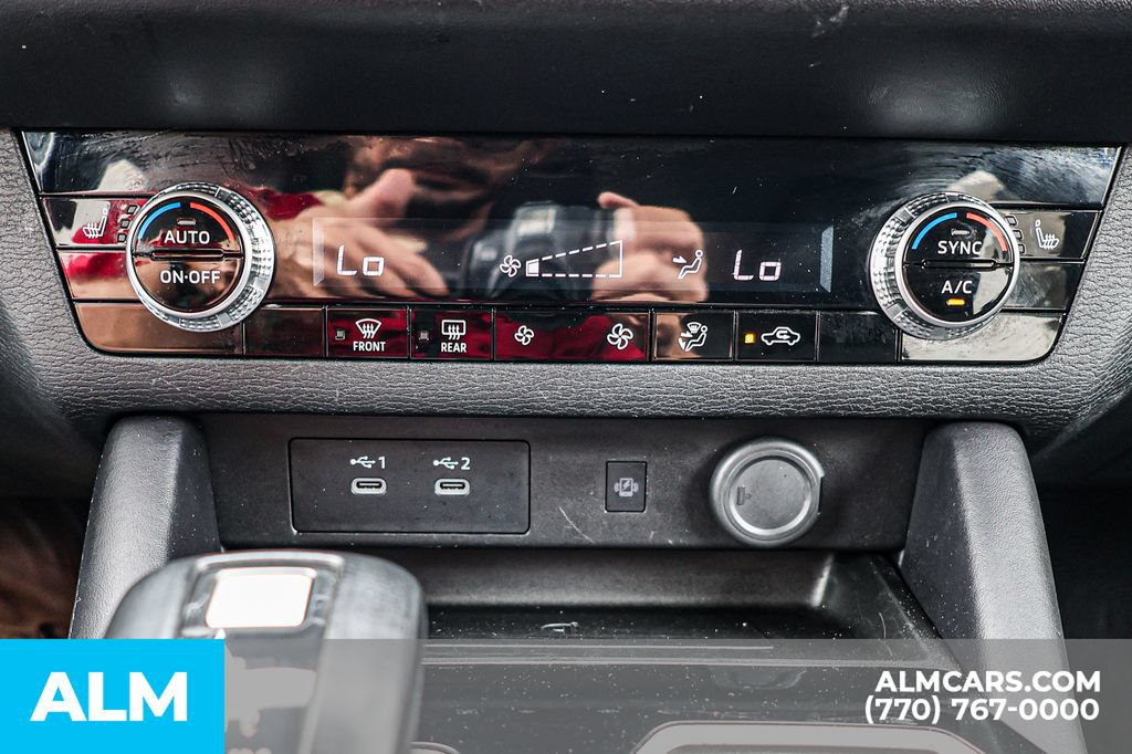 Used 2025 Mitsubishi Outlander SE FWD image 42