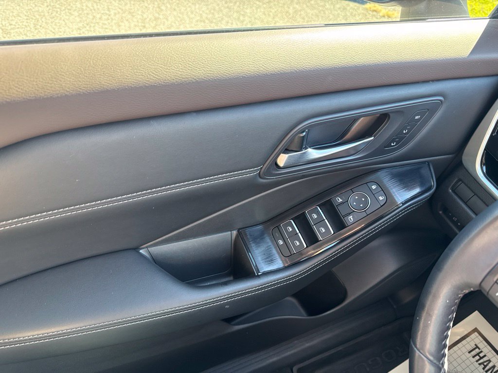 Used 2023 Nissan Rogue SL FWD image 18