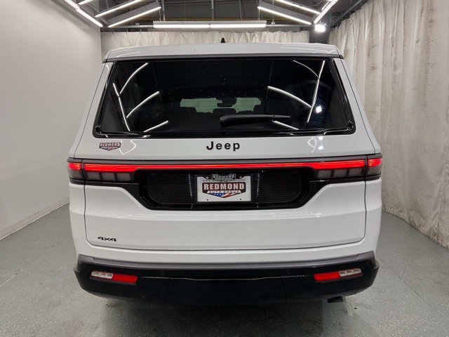 New 2026 Jeep Grand Wagoneer L Limited AWD/4WD image 6