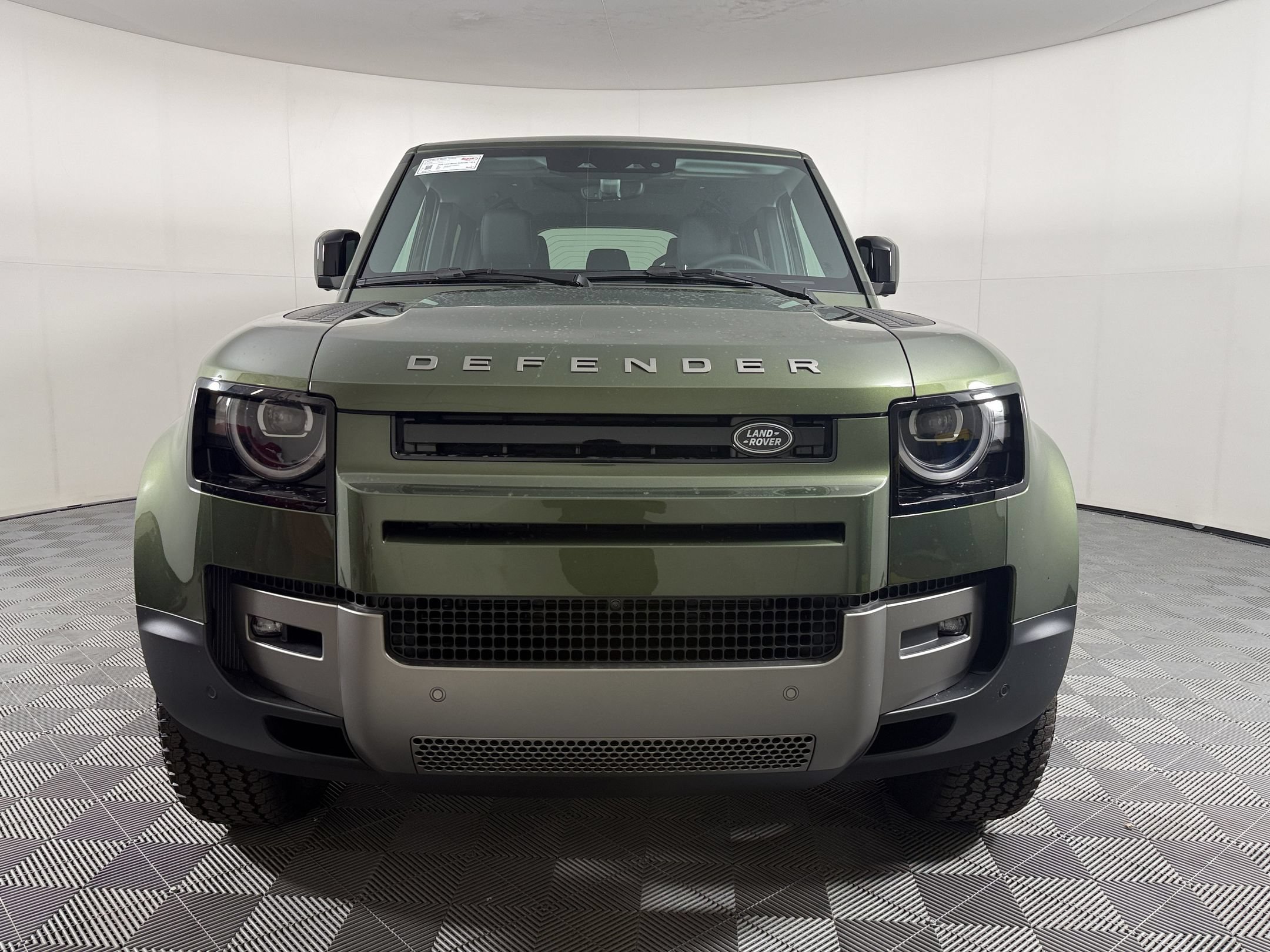 New 2026 Land Rover Defender 110 S AWD/4WD image 6