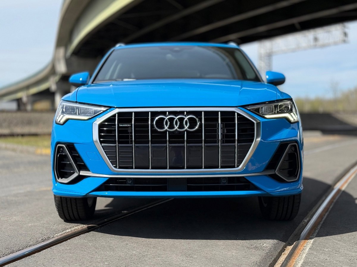 Used 2022 Audi Q3 2.0T Premium Plus w/ Premium Plus Package AWD/4WD image 8