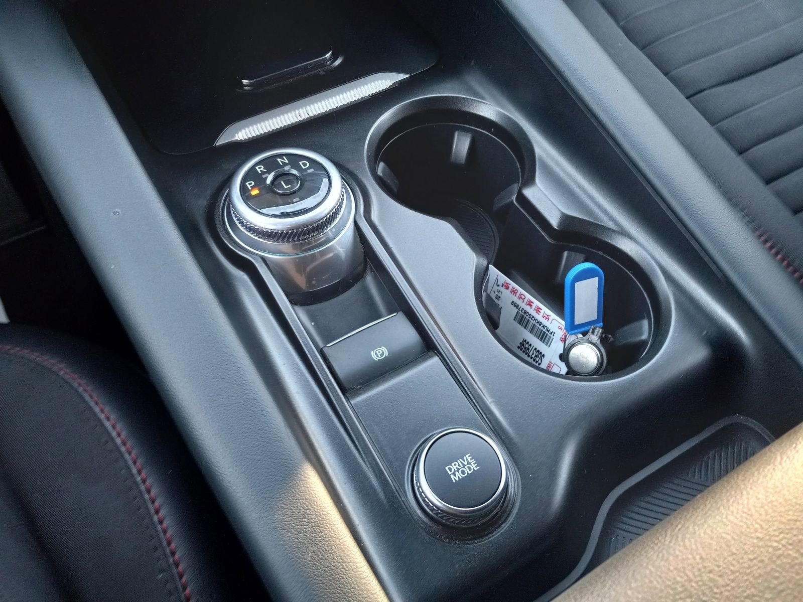 Used 2025 Ford Explorer ST-Line w/ ST-Line Street Pack image 23