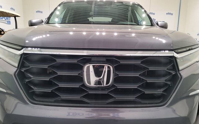 Used 2023 Honda Pilot EX-L image 10