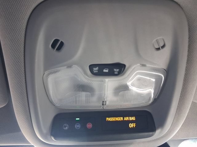 Used 2024 Chevrolet TrailBlazer LT w/ Driver Confidence Package FWD image 8