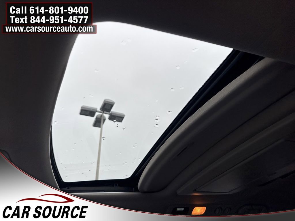 Used 2017 Honda Odyssey Touring Elite image 11