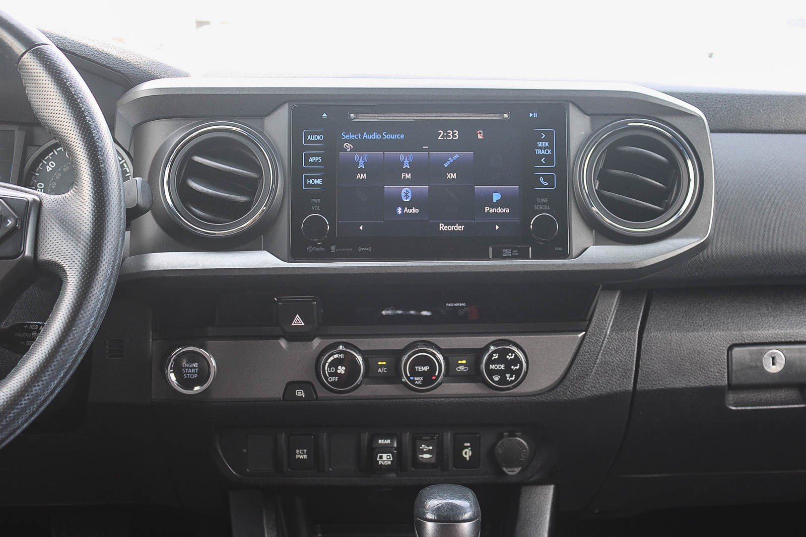 Used 2018 Toyota Tacoma TRD Off-Road RWD image 14