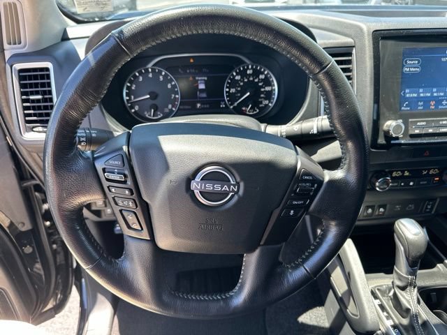 Used 2022 Nissan Frontier SV AWD/4WD image 13