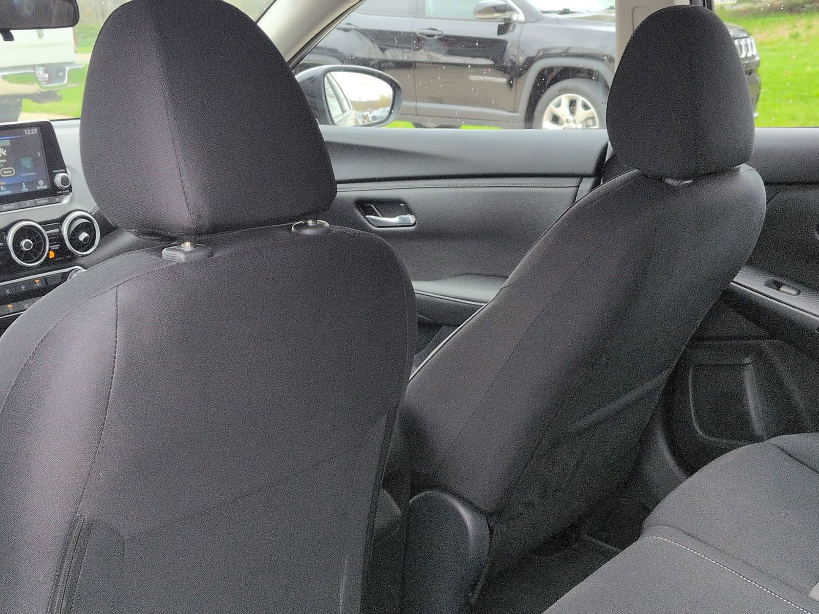 Certified 2025 Nissan Sentra SV image 29