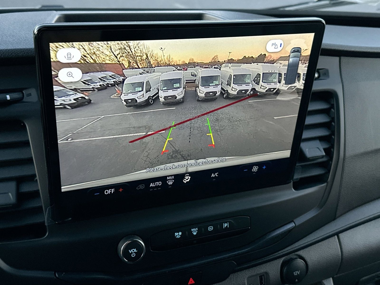 New 2026 Ford Transit 250 148 Medium Roof w/ Load Area Protection Package image 24