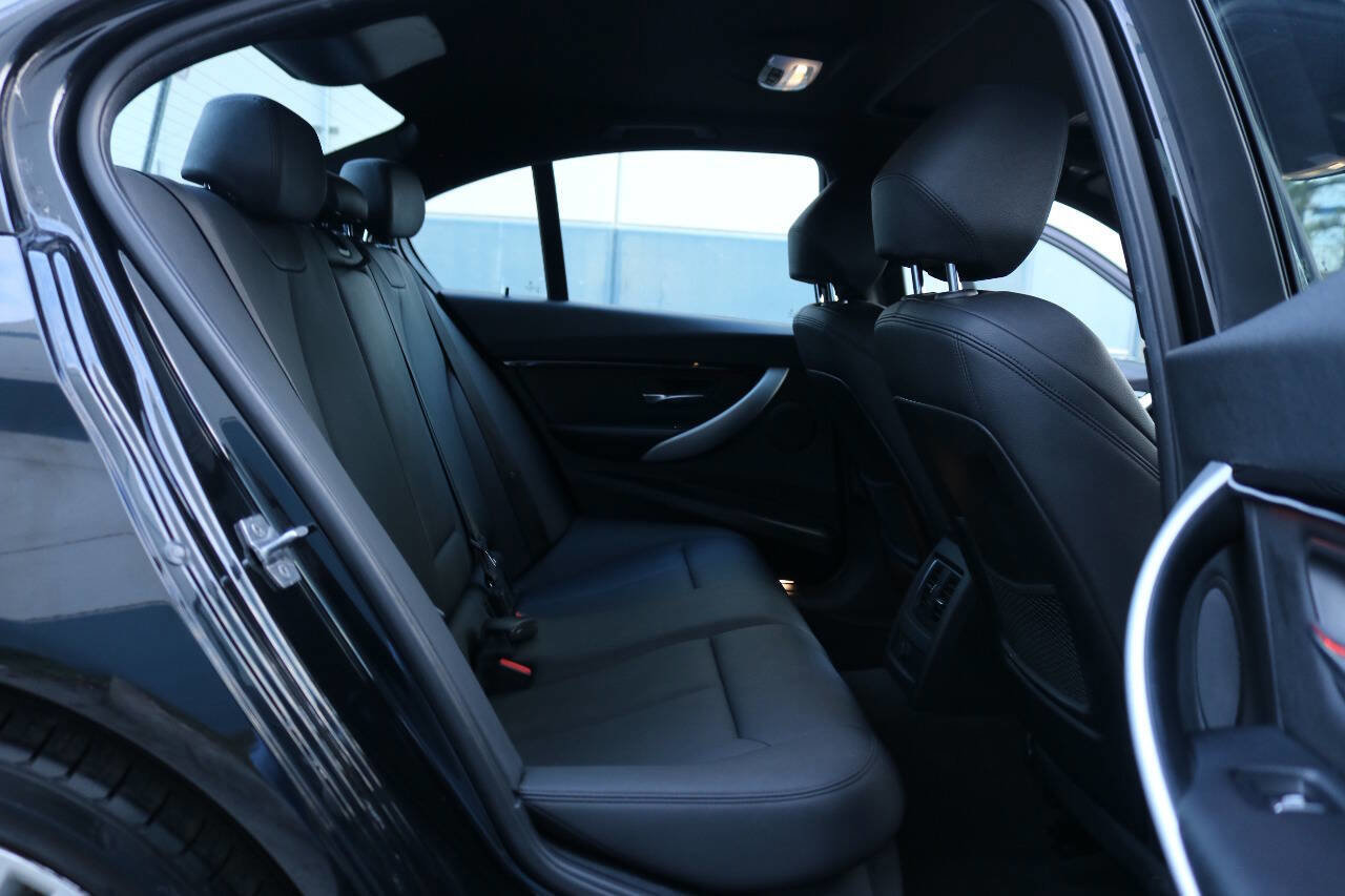 Used 2016 BMW 328i Sedan image 17