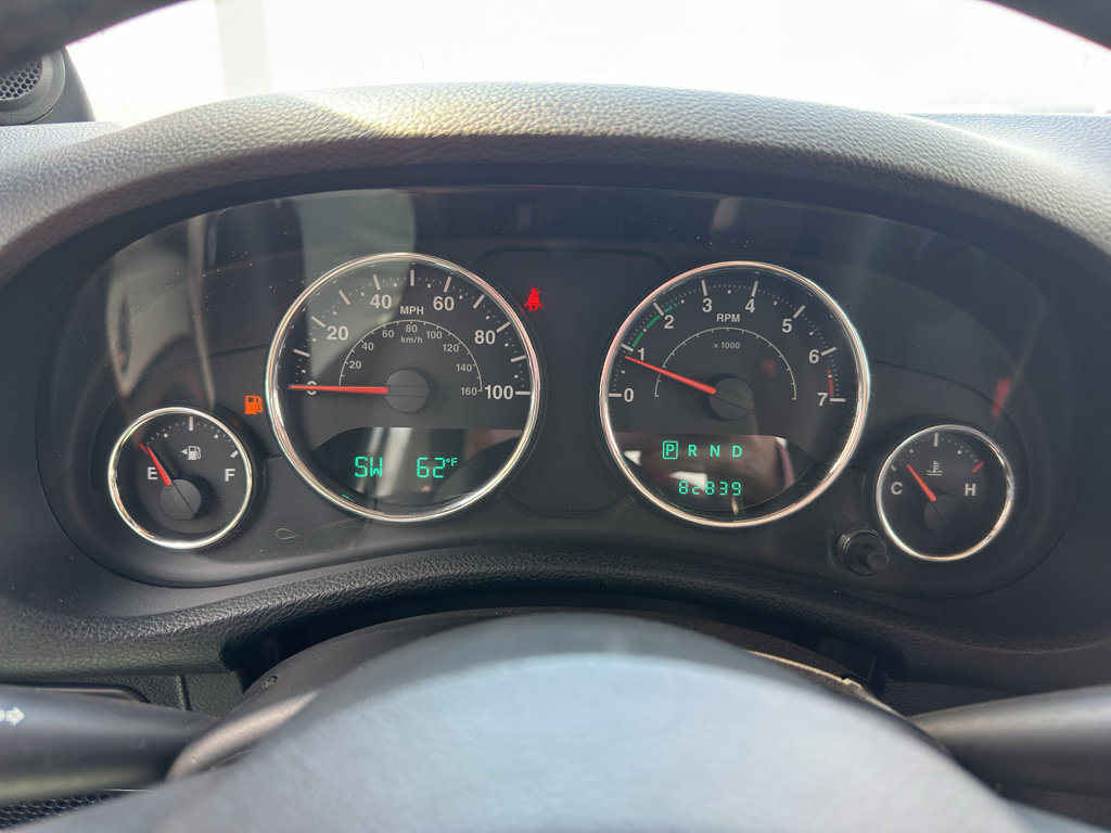 Used 2012 Jeep Wrangler Rubicon w/ PWR Convenience Group image 17