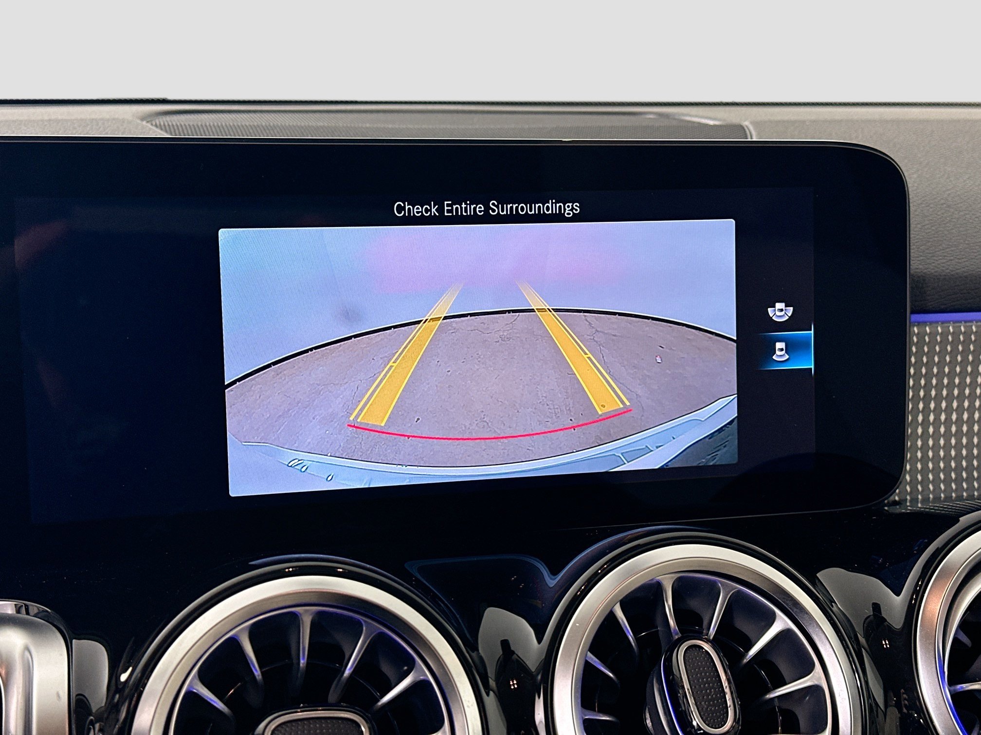 Certified 2023 Mercedes-Benz GLB 250 4MATIC image 17