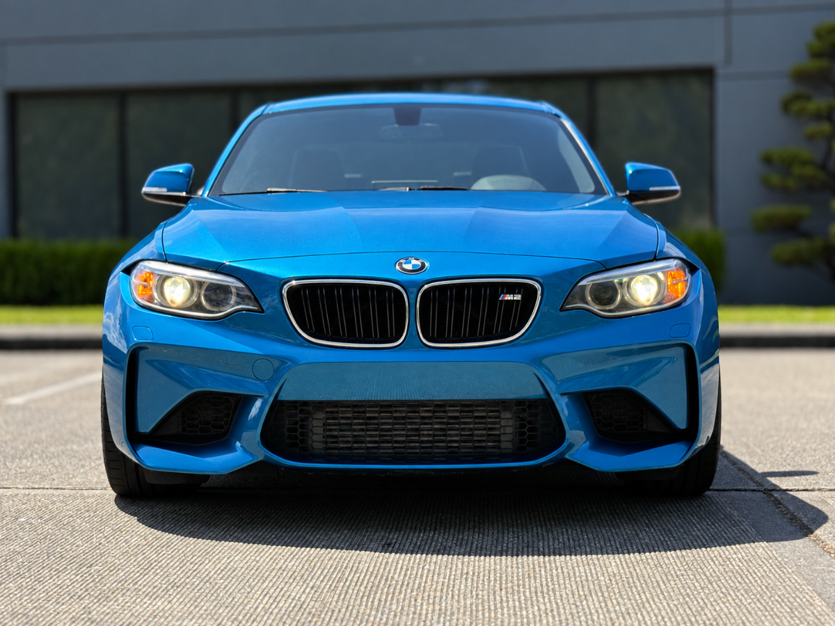 Used 2017 BMW M2 RWD image 2