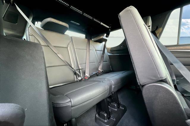 Used 2021 GMC Yukon Denali w/ Denali Premium Package image 26