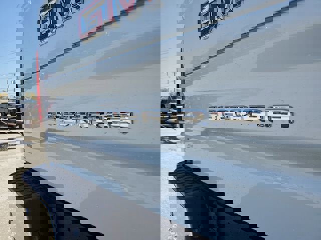 New 2026 GMC Sierra 1500 SLT w/ SLT Premium Plus Package image 8