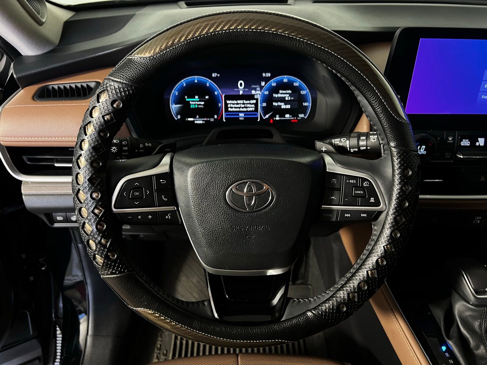 Used 2025 Toyota Grand Highlander AWD image 9
