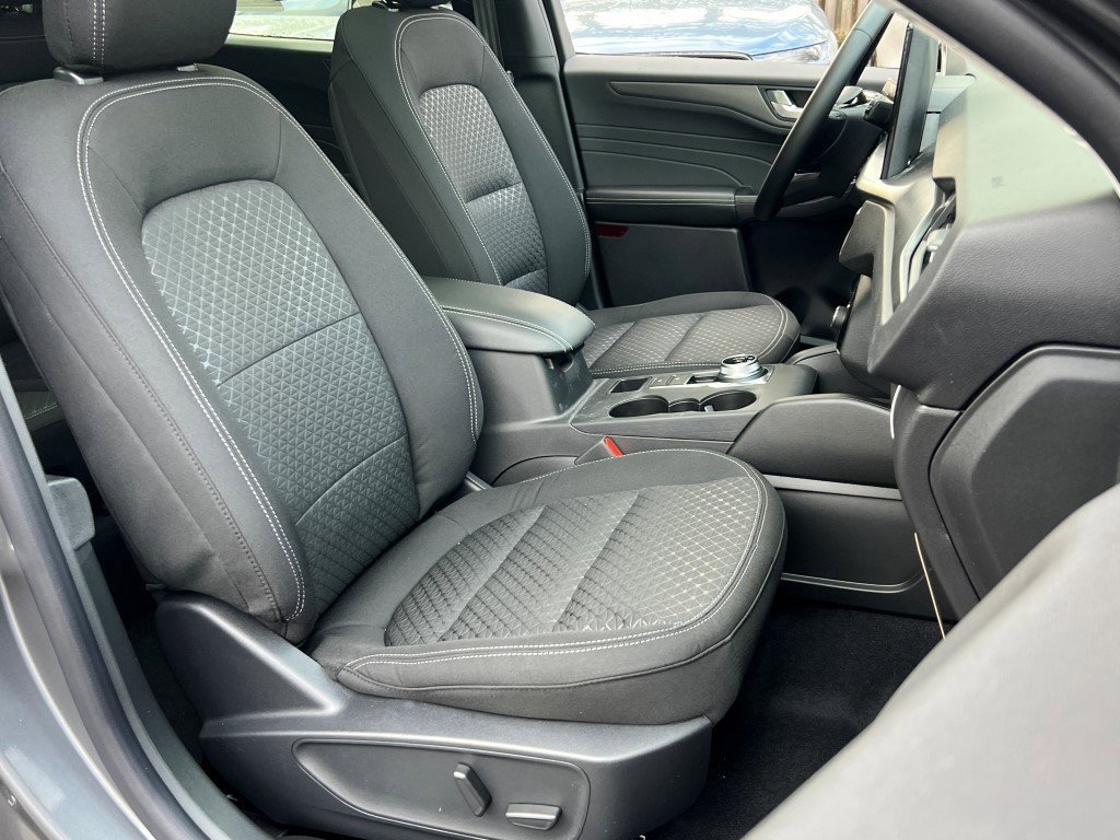 New 2026 Ford Escape Active w/ Active Premium Tech Pack AWD/4WD image 8