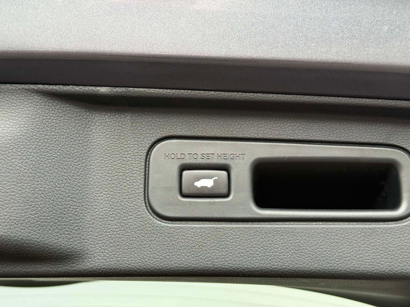 Certified 2023 Honda Pilot Elite image 13