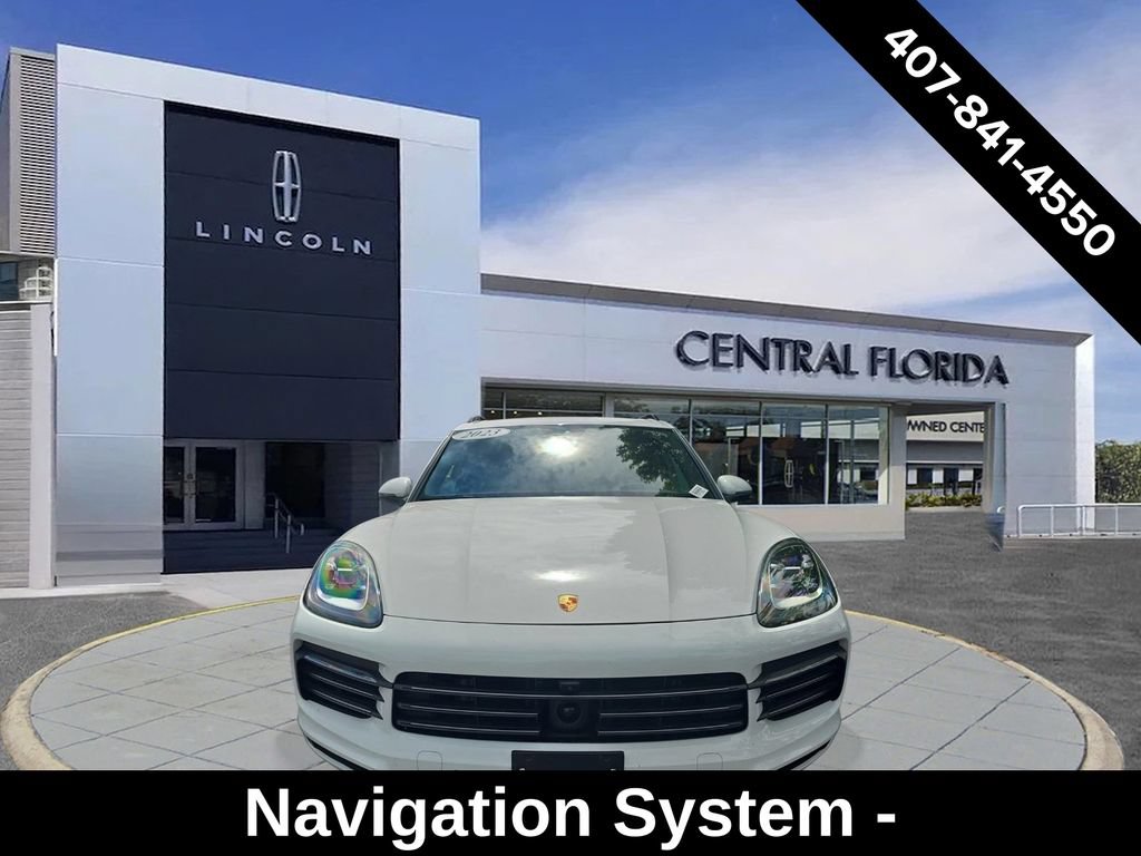 Used 2023 Porsche Cayenne Platinum Edition AWD/4WD image 2