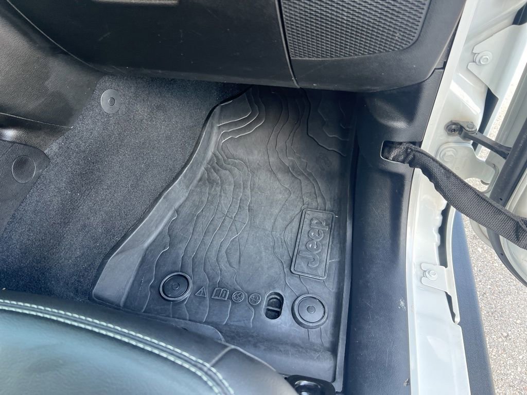 Certified 2019 Jeep Wrangler Unlimited Sahara image 36