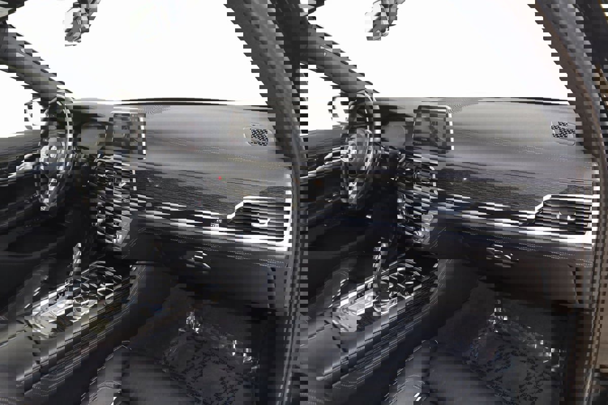 Used 2022 BMW 750i xDrive w/ M Sport Package image 56