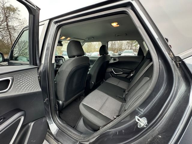 Used 2022 Kia Soul LX w/ Technology Package image 18