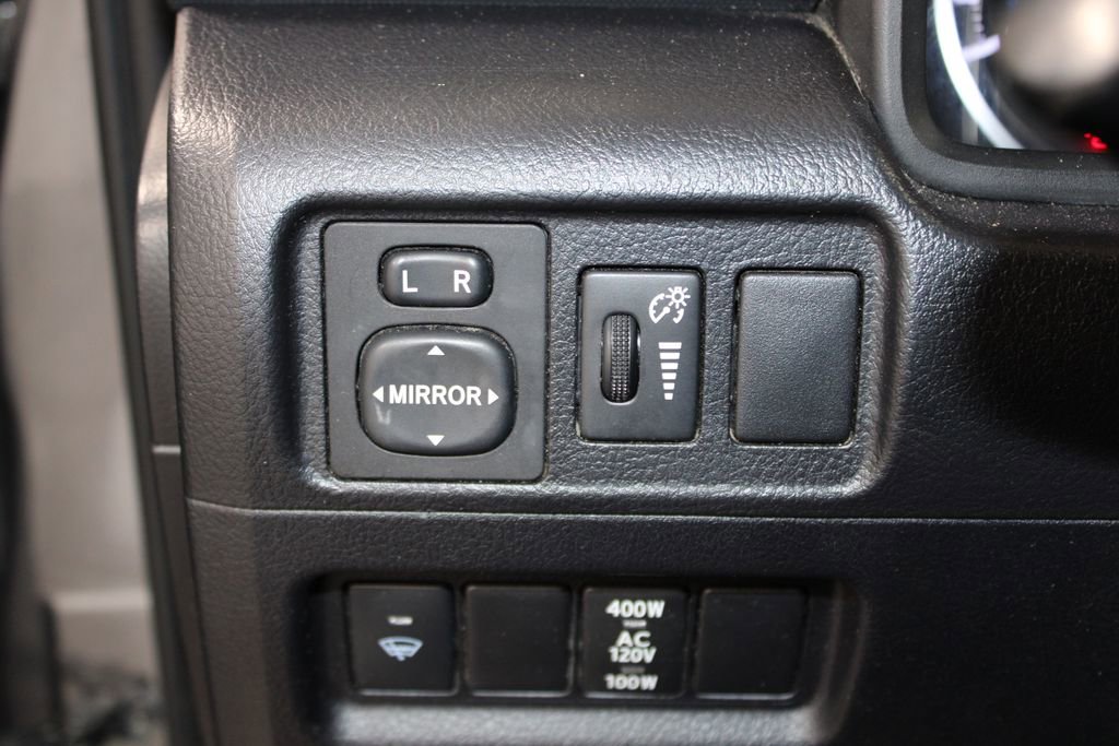 Used 2018 Toyota 4Runner SR5 image 40