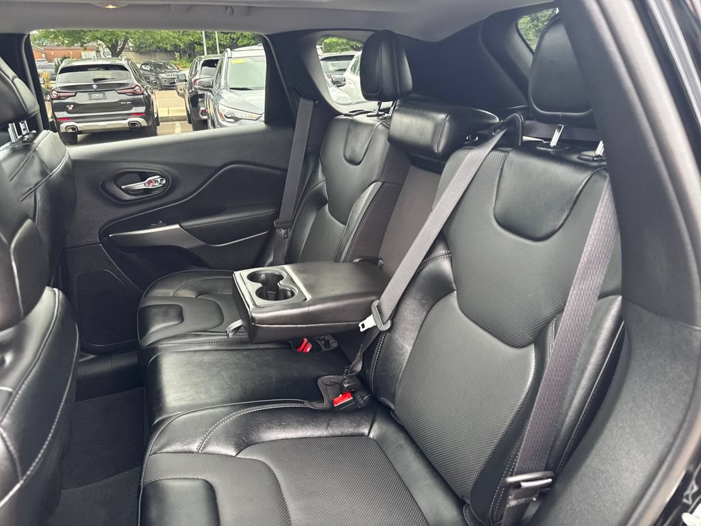 Used 2022 Jeep Cherokee Limited AWD/4WD image 33