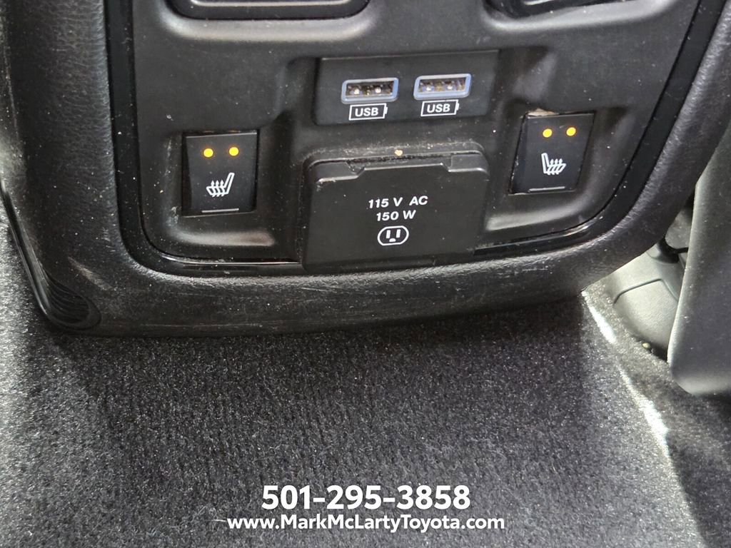 Used 2024 Dodge Durango R/T AWD/4WD image 13