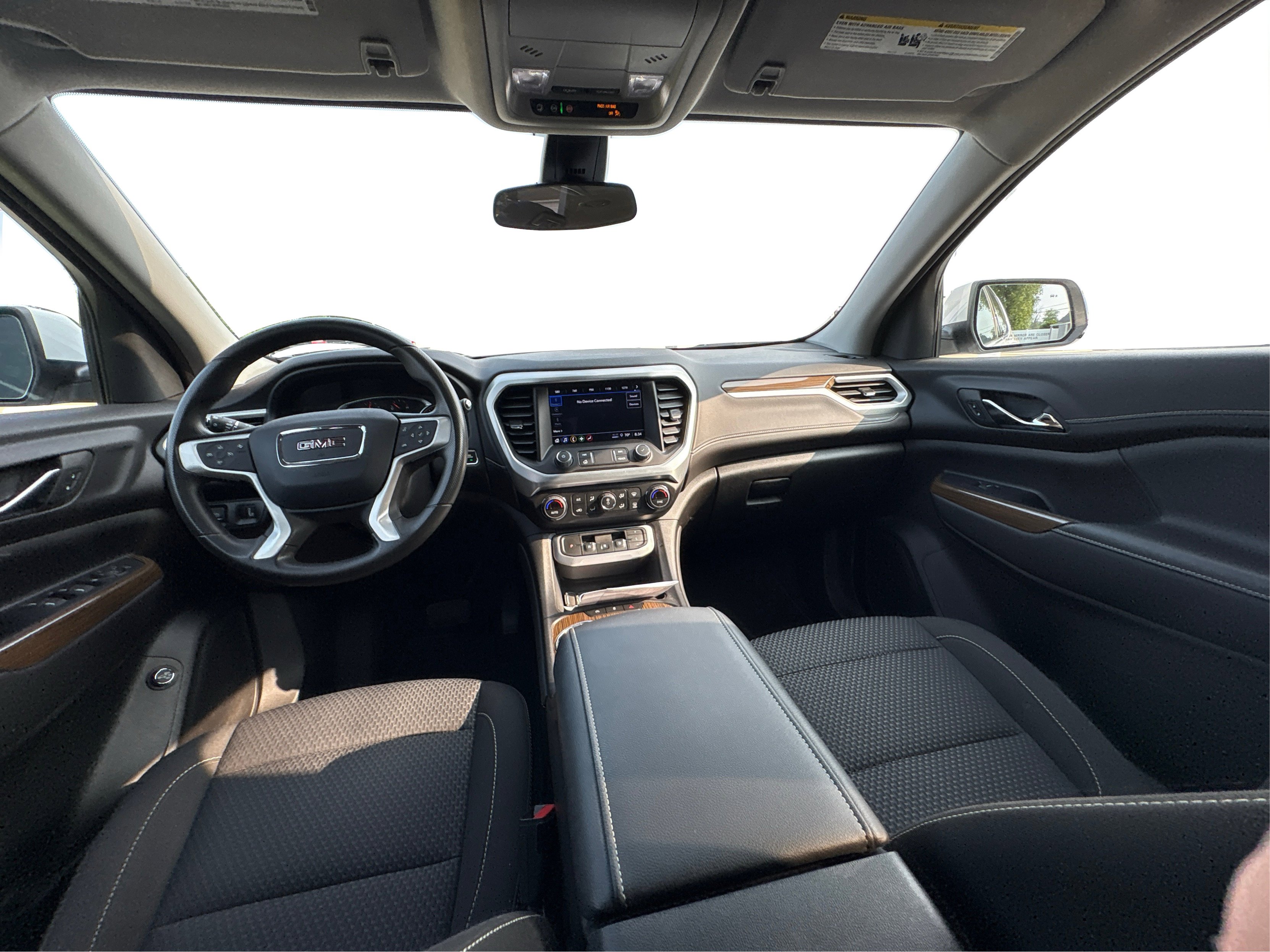 Used 2023 GMC Acadia SLE w/ Driver Convenience Package image 22