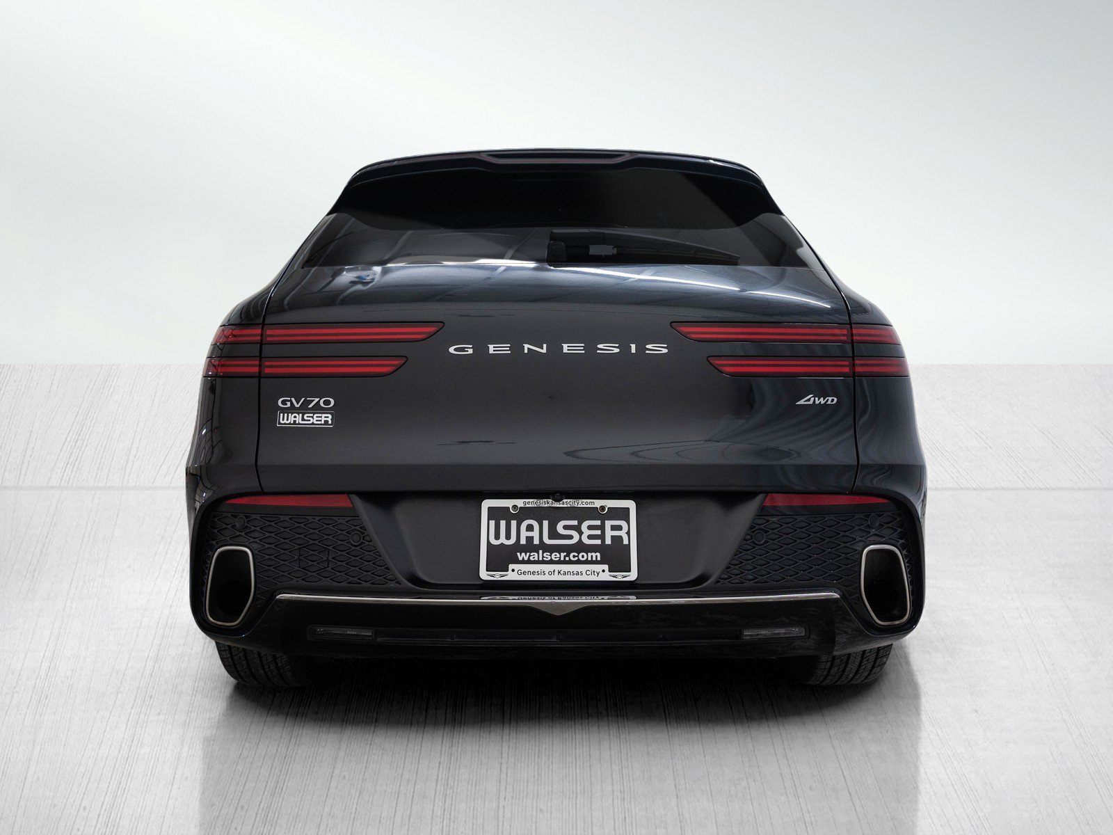 Used 2022 Genesis GV70 2.5T w/ Advanced Package image 4