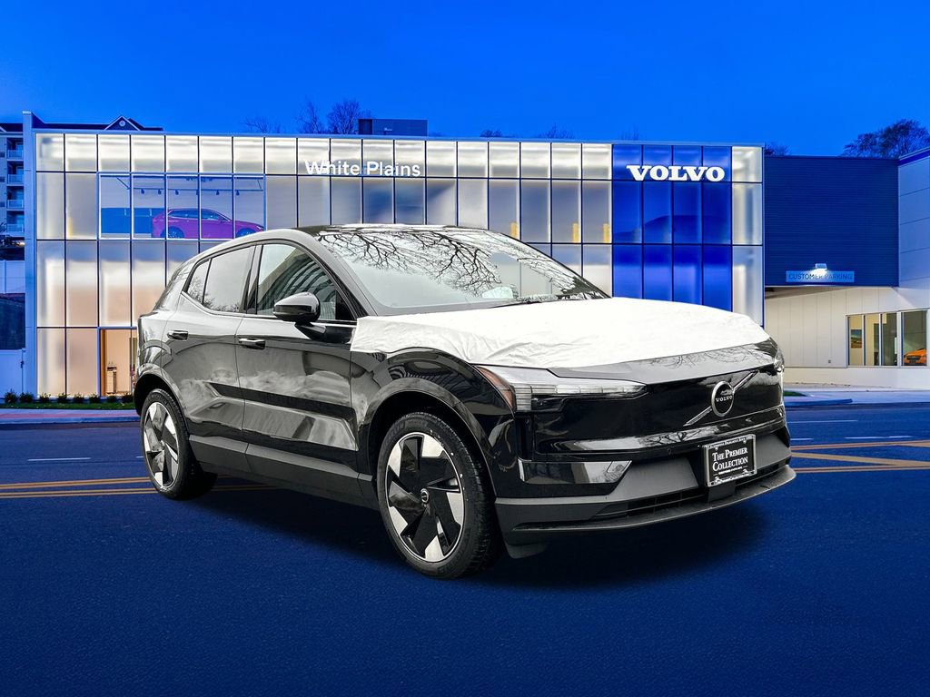New 2026 Volvo EX30 Plus w/ Climate Package