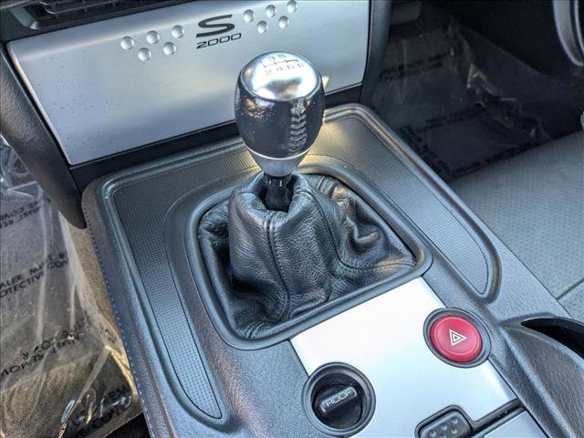 Used 2005 Honda S2000 image 12