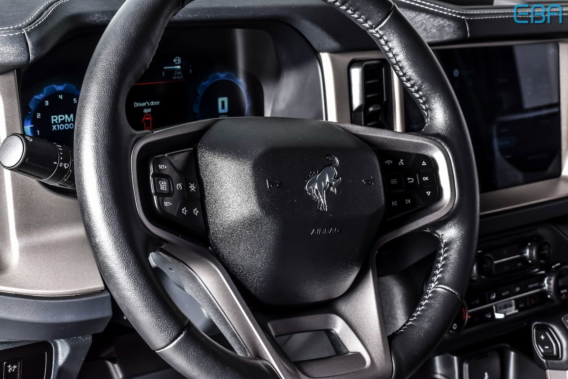 Used 2025 Ford Bronco Outer Banks AWD/4WD image 18