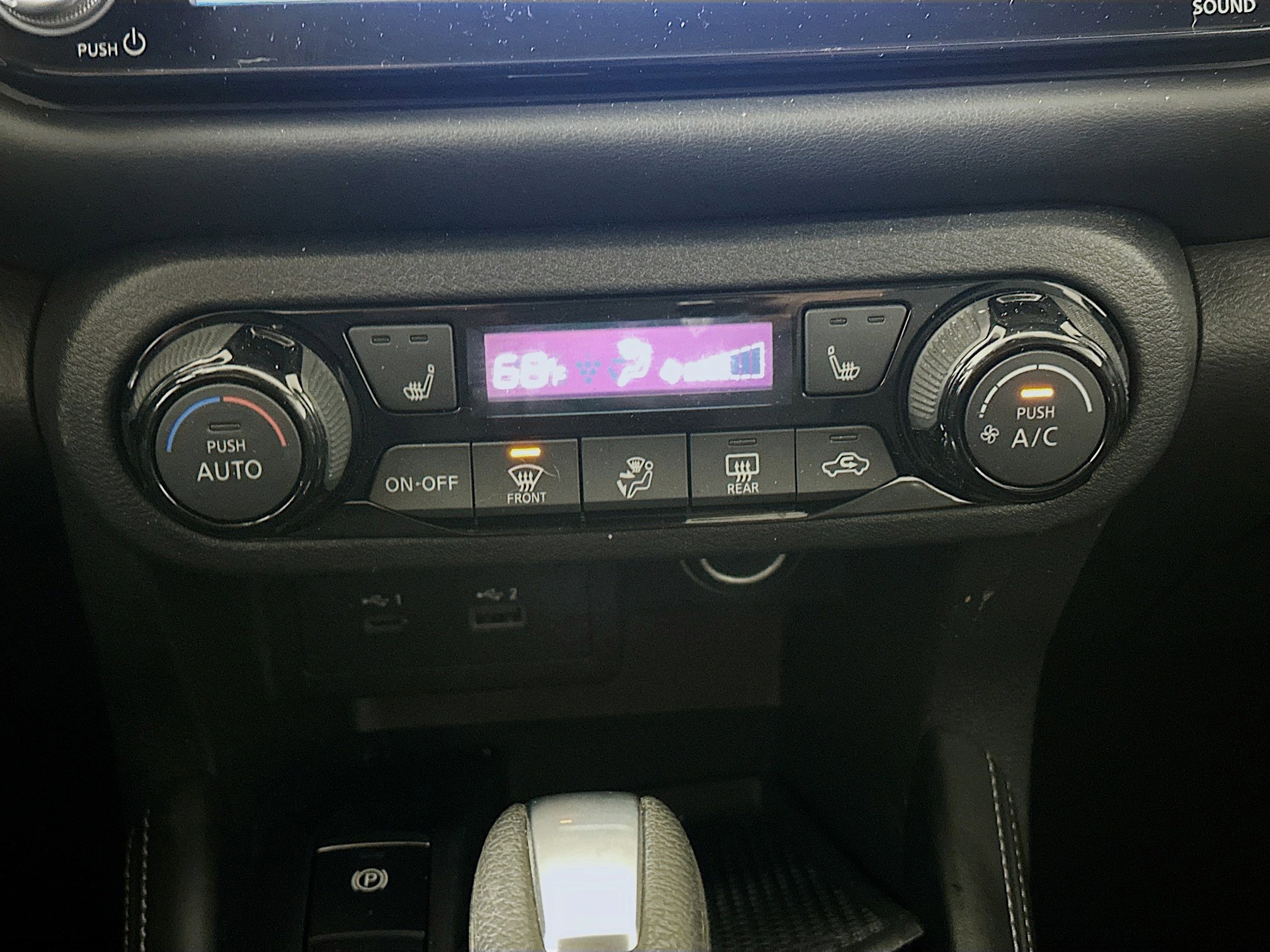 Used 2024 Nissan Kicks SR w/ SR Premium Package image 23