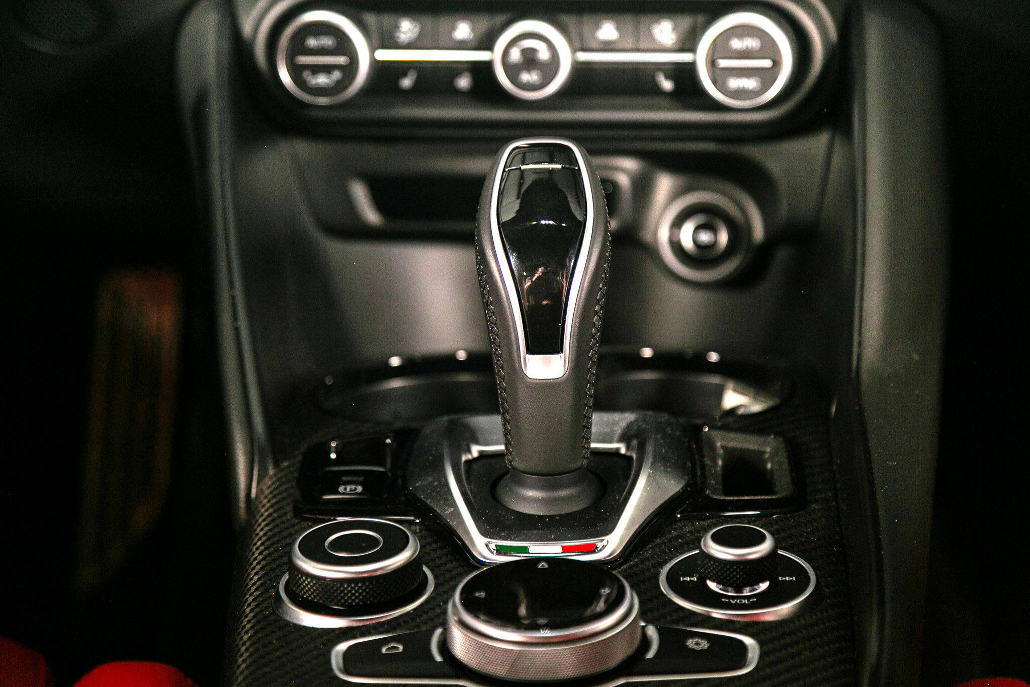 Used 2024 Alfa Romeo Giulia Quadrifoglio image 42