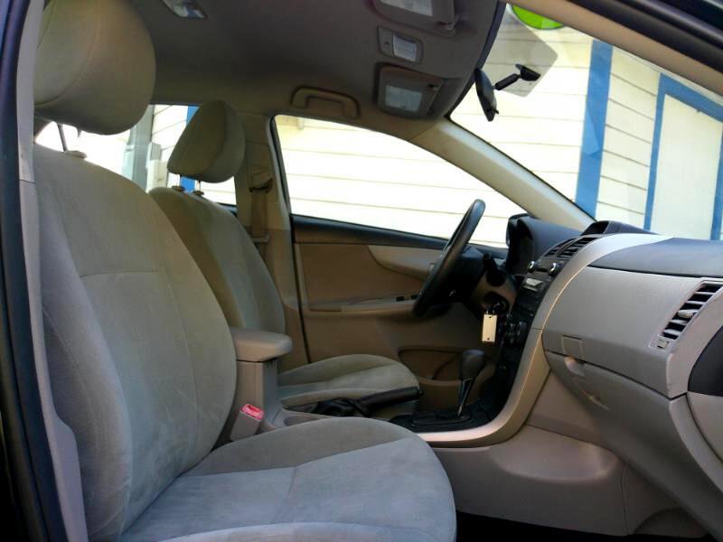 Used 2013 Toyota Corolla LE Special Edition image 17