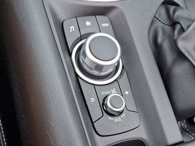 Used 2022 MAZDA MX-5 Miata Grand Touring w/ Appearance Package RWD image 27