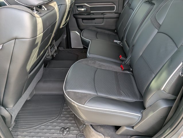 New 2026 RAM 3500 Laramie AWD/4WD image 30