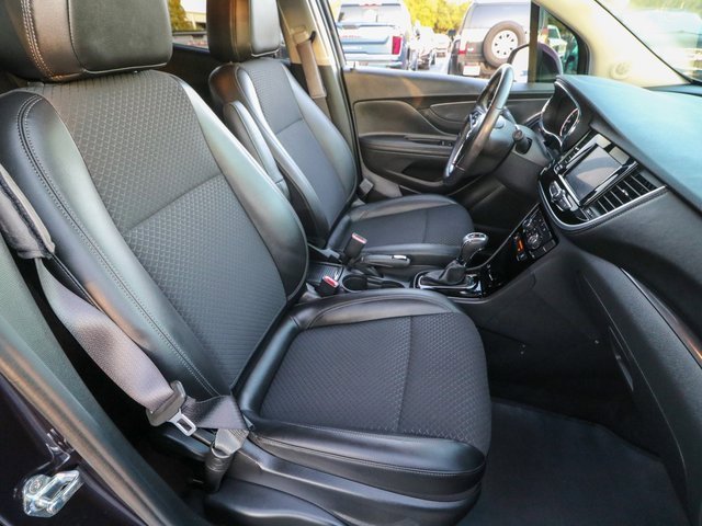 Certified 2022 Buick Encore Preferred w/ Safety Package image 22