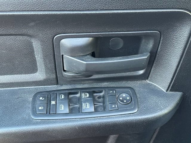 Used 2014 RAM 1500 Express AWD/4WD image 27