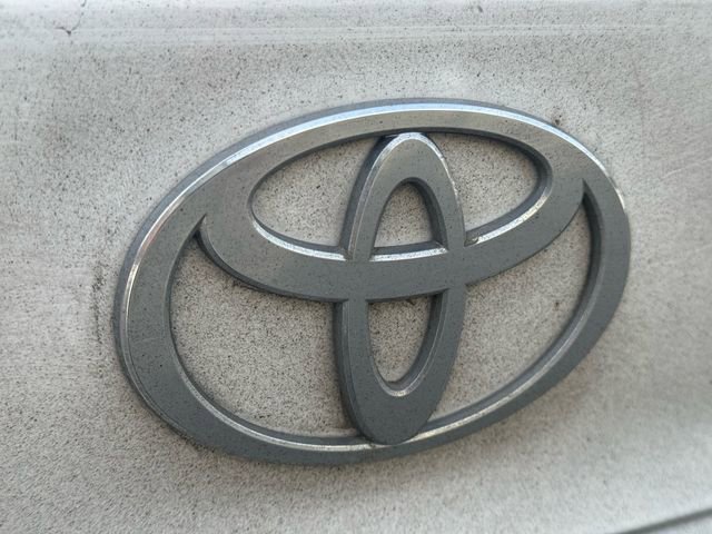 Certified 2025 Toyota Camry LE image 9