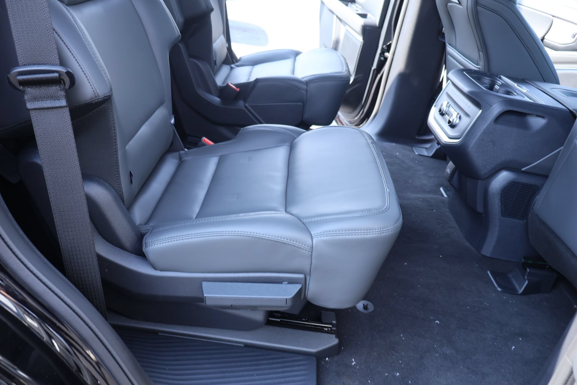 New 2027 Ford Expedition Active AWD/4WD image 17
