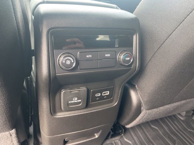 Used 2023 GMC Acadia SLE w/ Driver Convenience Package image 24