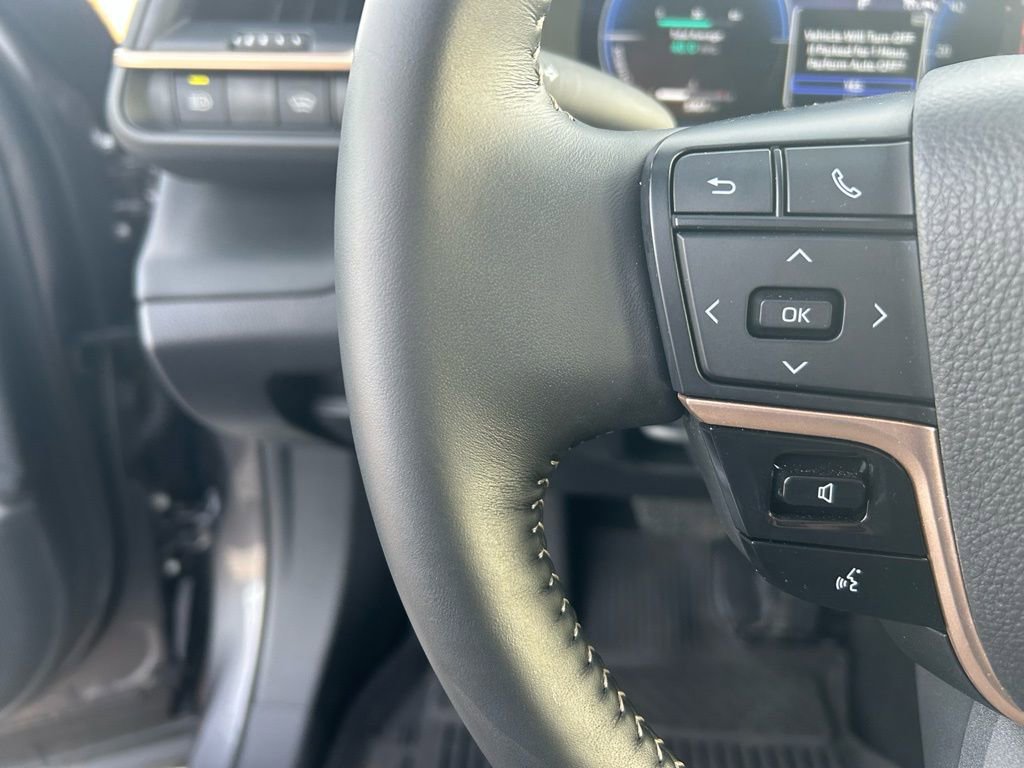 Used 2024 Toyota Crown image 21