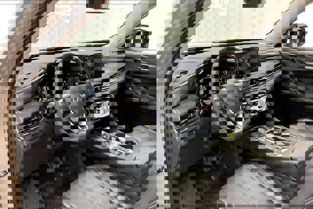 Certified 2025 INFINITI QX60 Luxe w/ Cargo Package AWD/4WD image 18