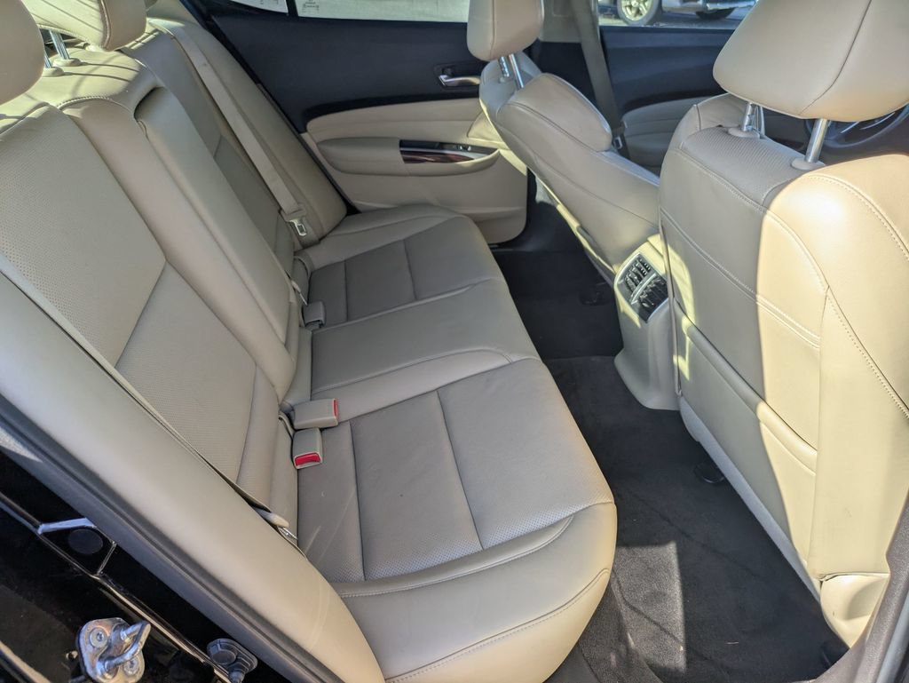 Used 2015 Acura TLX w/ Technology Package FWD image 25