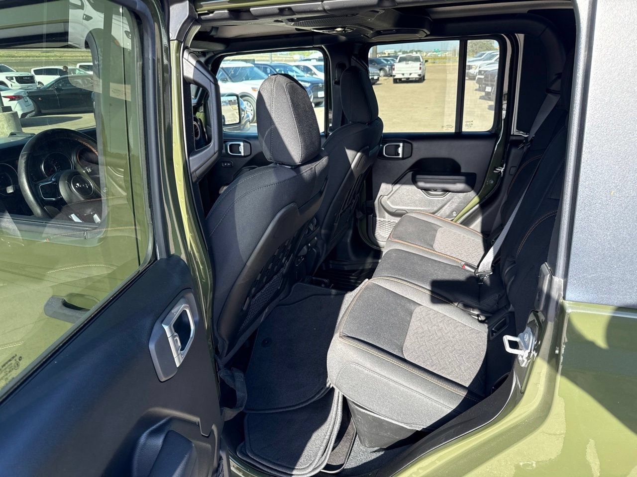 Used 2022 Jeep Gladiator Mojave w/ LED Lighting Group AWD/4WD image 6